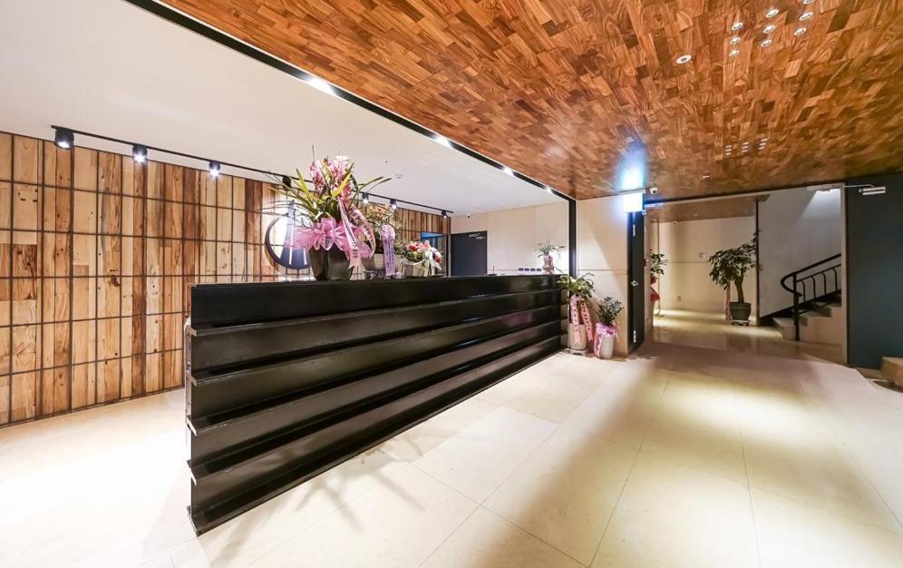 Yeoubi Hotel Changwon Exterior photo